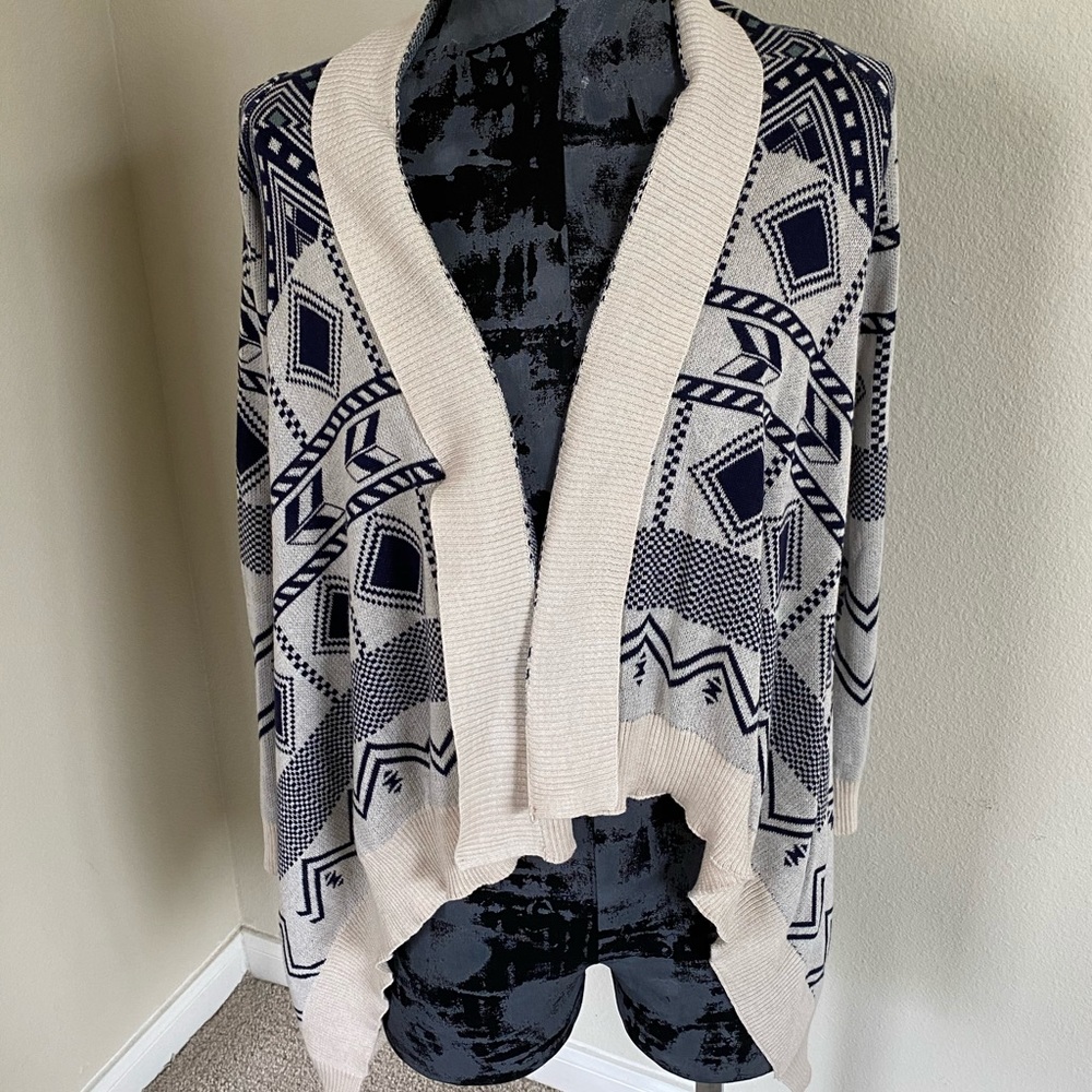 Pink Republic Blue/White Aztec Print Cardigan-Med